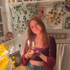 Meet your Posher, Casey